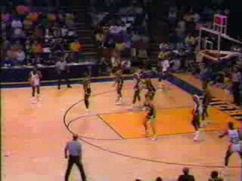 Video: 1988 Michigan BB vs. Iowa