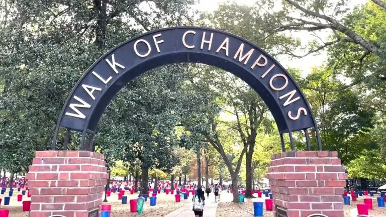 Video: The Ole Miss Gameday Experience ft.